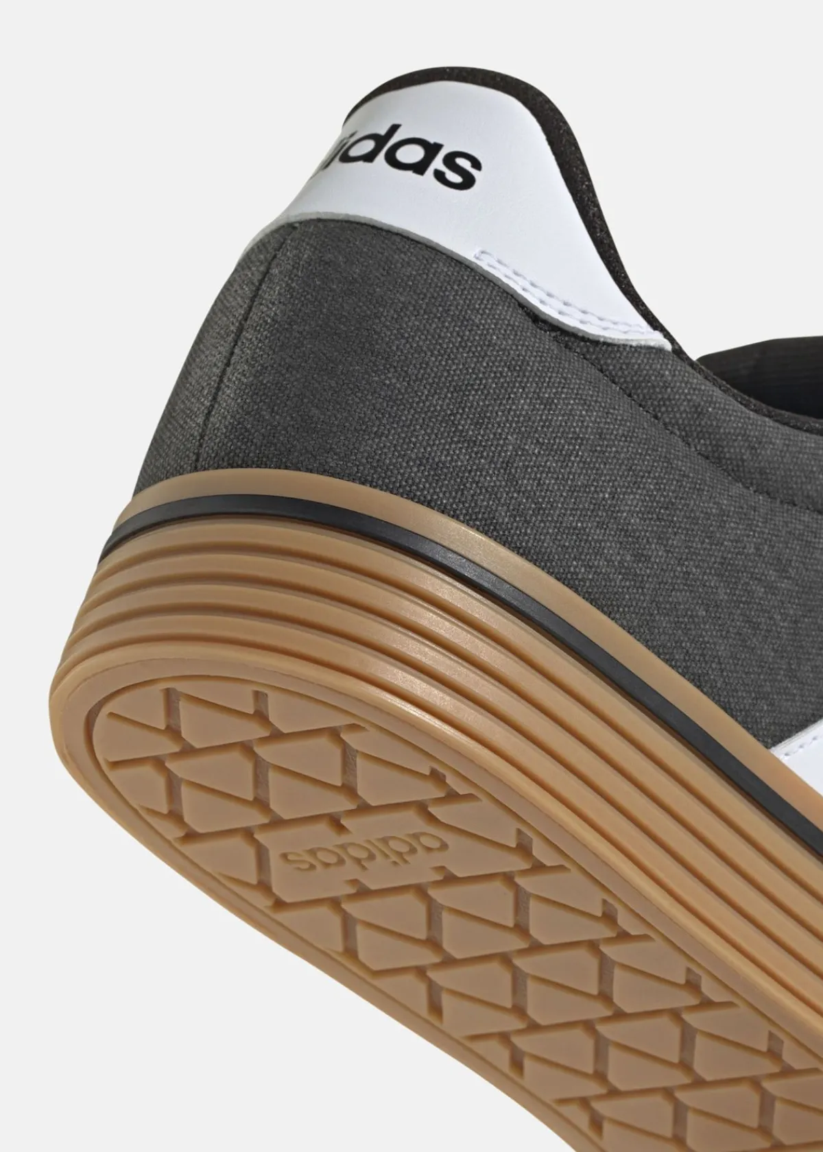 Adidas DAILY 4.0