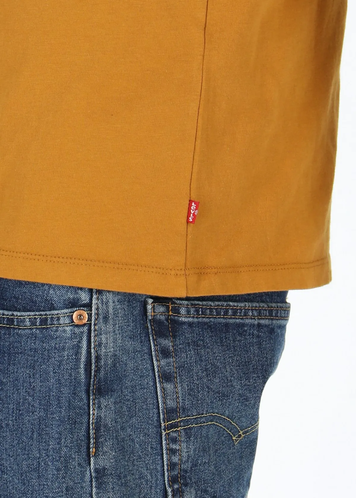 LEVI'S® GRAPHIC CREWNECK TEE