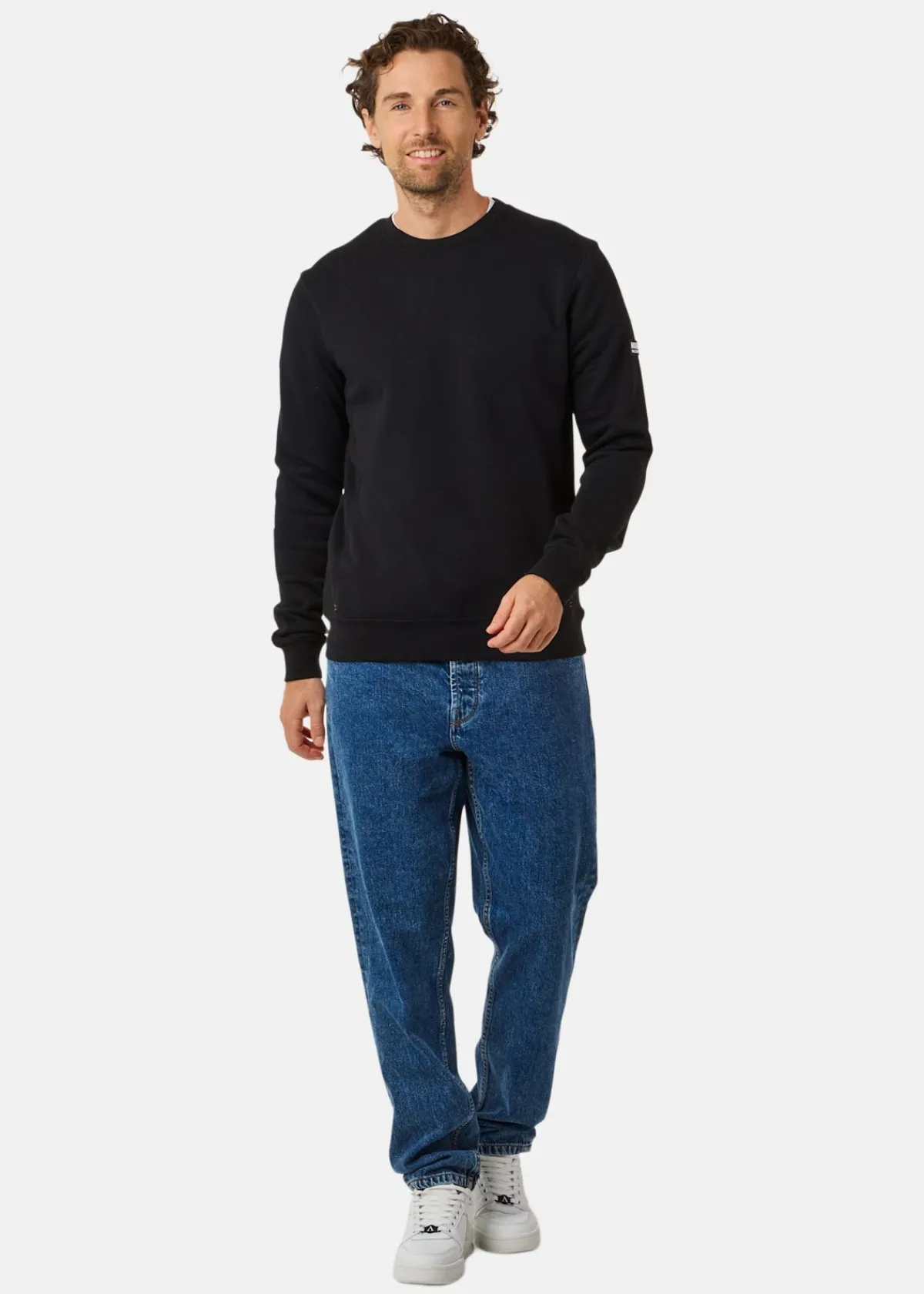 Huski Wear Guard Crew Neck