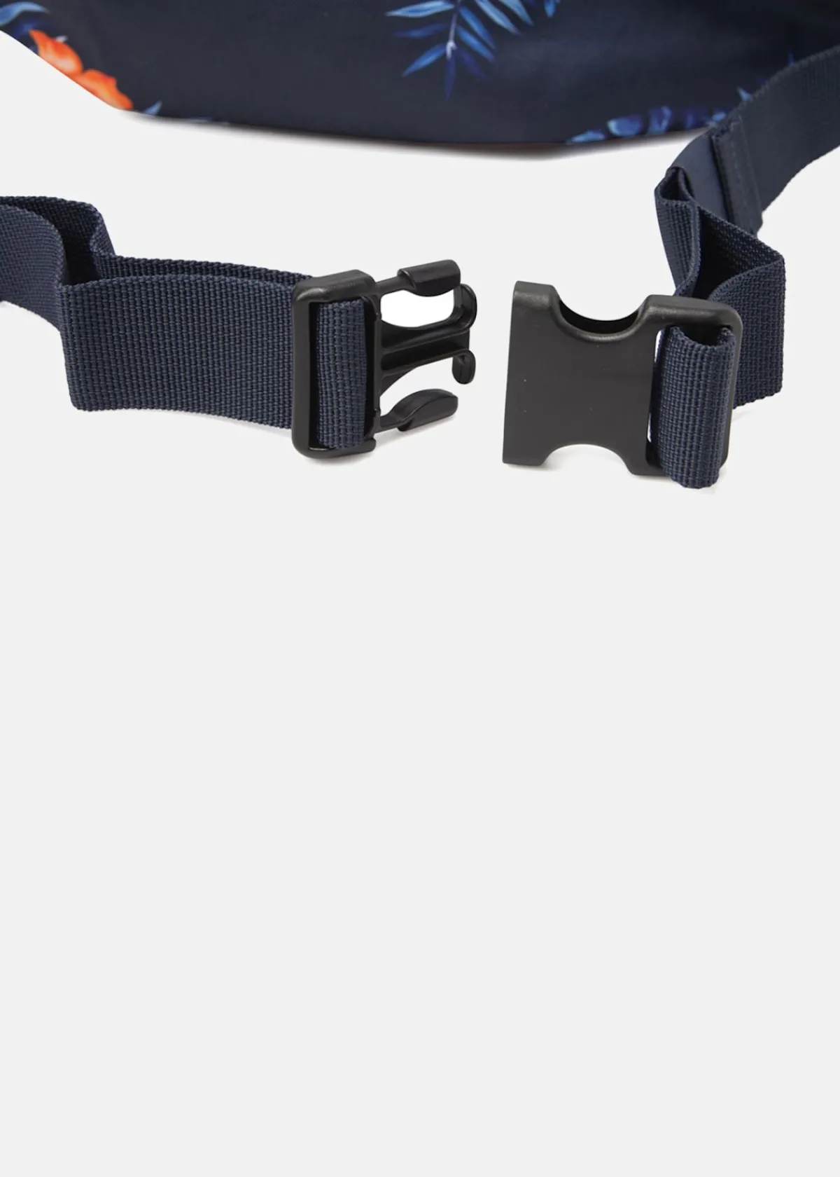 Barn Blount & Pool Hawaii Waistbag