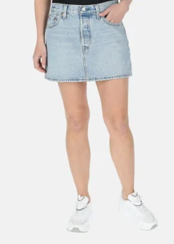 LEVI'S® ICON SKIRT FRONT AND CENTER