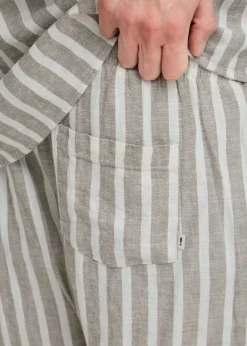 Solid SDFried Short