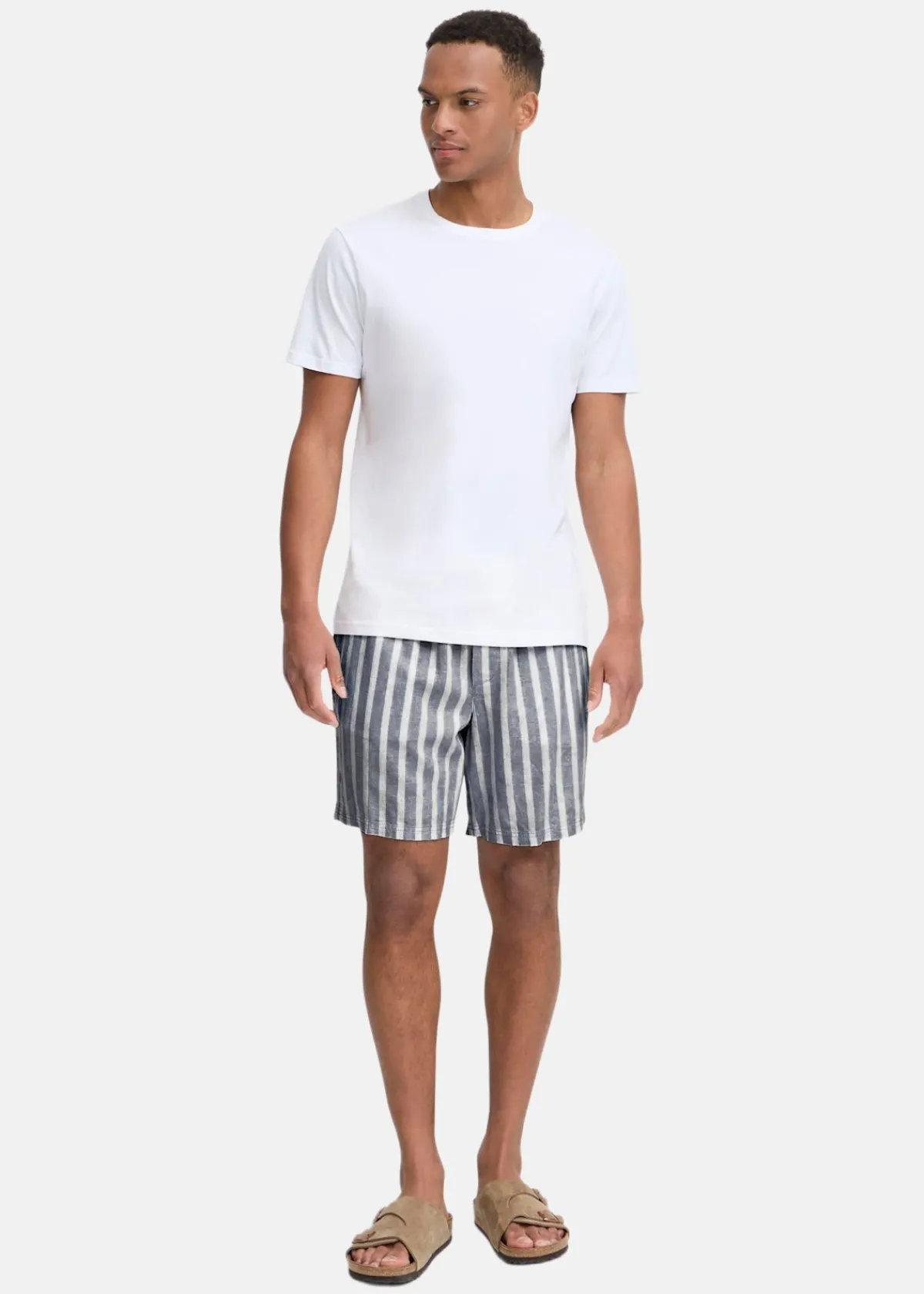 Solid SDFried Short