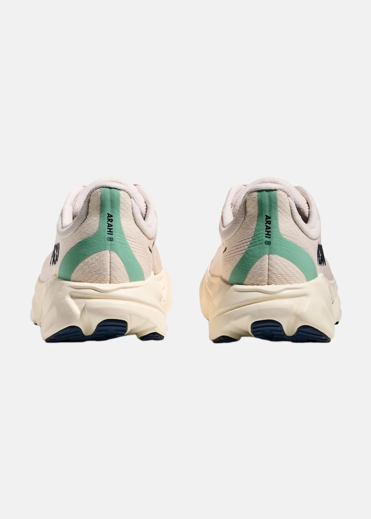 Hoka W ARAHI 8