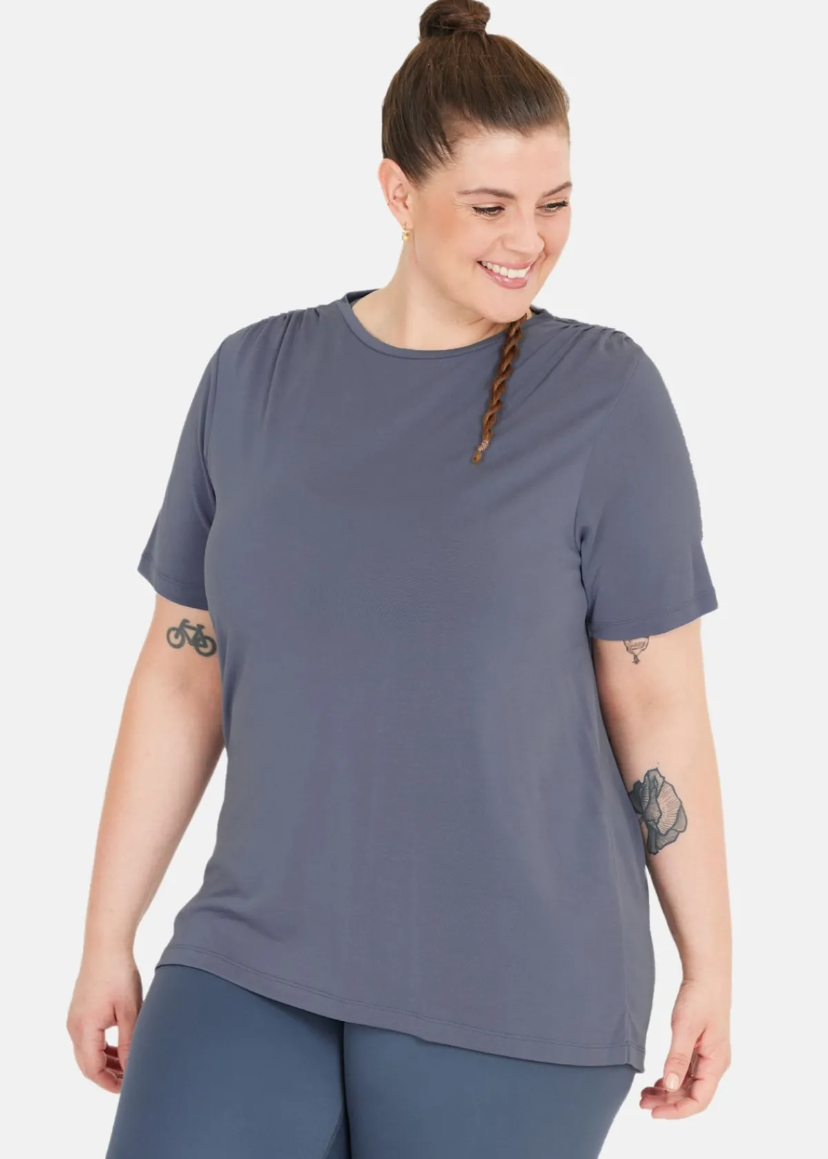 Q-collection Zamilla W Loose Fit S/S Tee